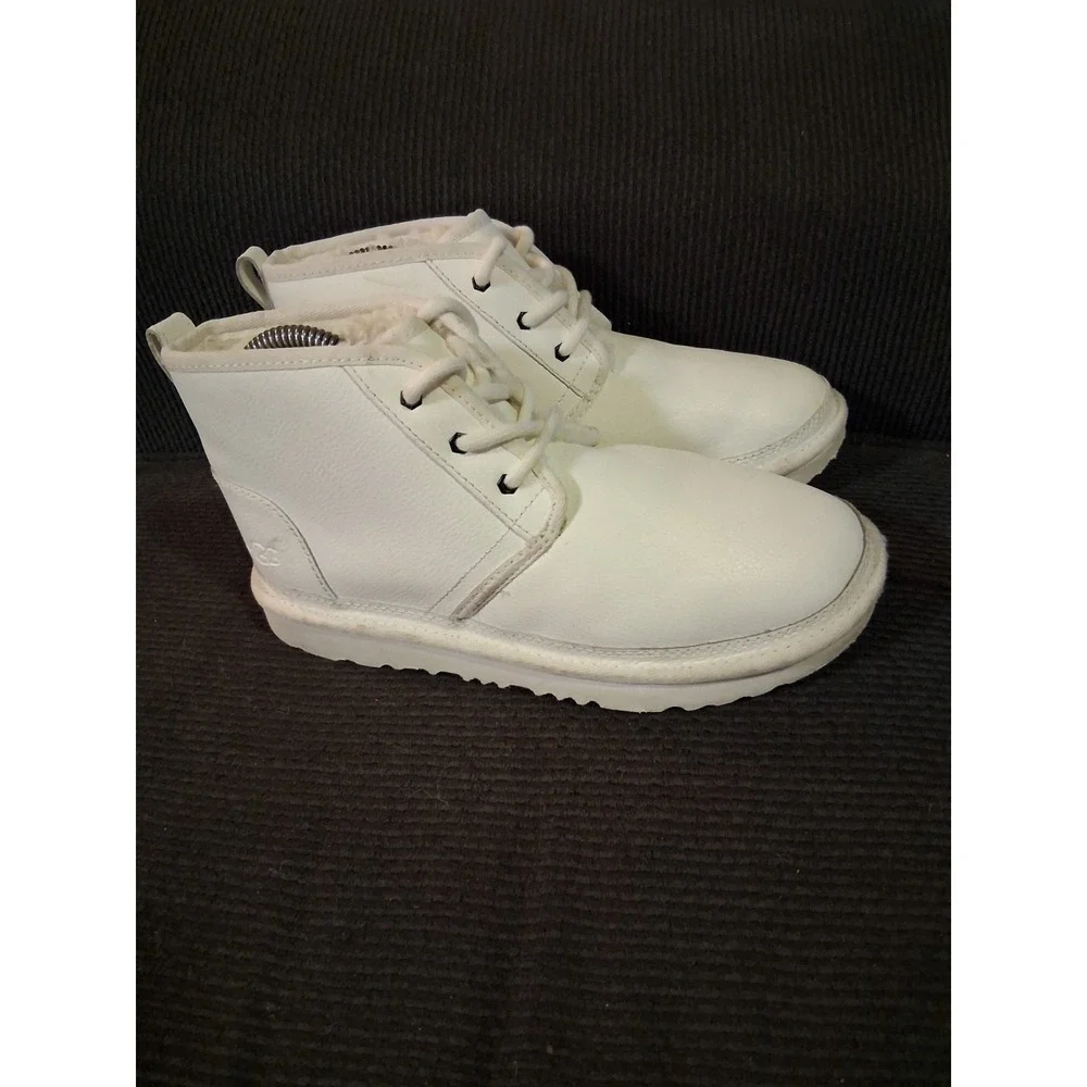 UGG Australia Neumel II Leather Chukka‎ Kids 'White